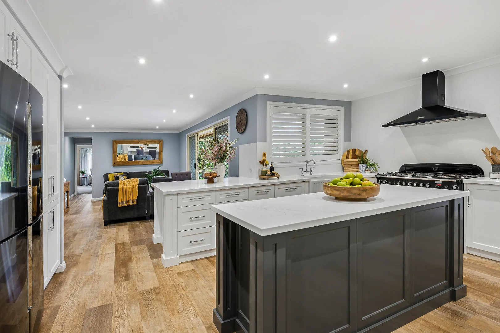 Additional image 3 of 81 Sinclair Crescent, Wentworth Falls NSW 2782