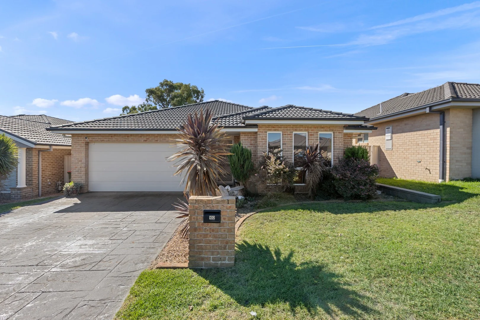 Primary image of 102 Diamond Drive, Orange NSW 2800
