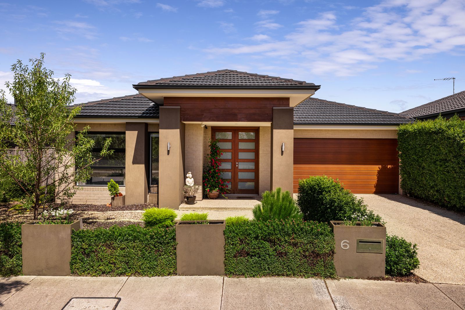 4 bedrooms House in 6 Fairfield Crescent DIGGERS REST VIC, 3427
