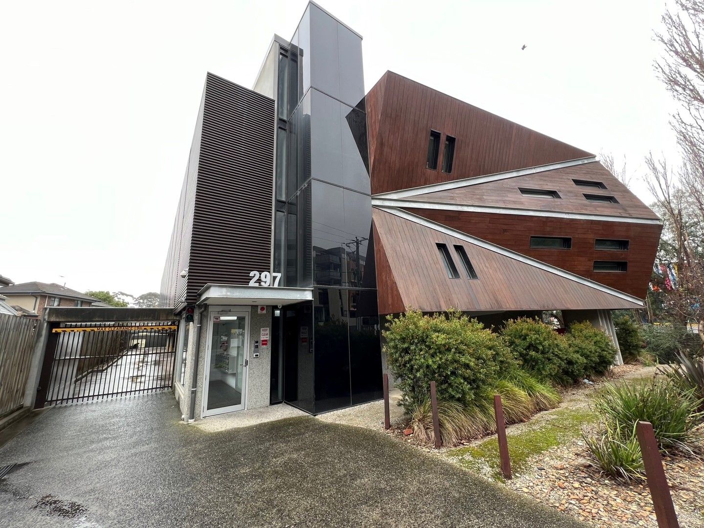 1 bedrooms Apartment / Unit / Flat in 16/297 Pascoe Vale Road ESSENDON VIC, 3040