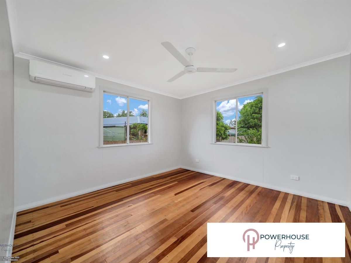 24 Judy Street, Flying Fish Point QLD 4860, Image 2