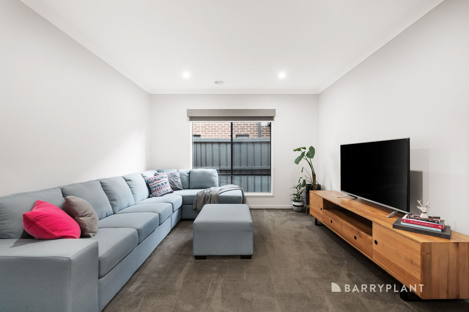 8 Pademelon Street, Doreen VIC 3754, Image 1