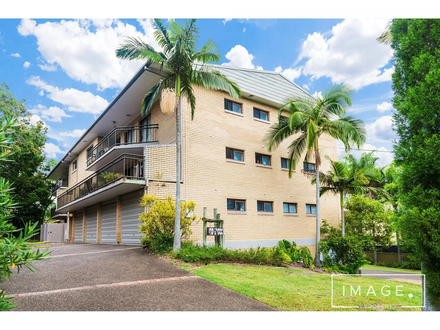 Primary image of 5/45 Beatrice St, Taringa QLD 4068