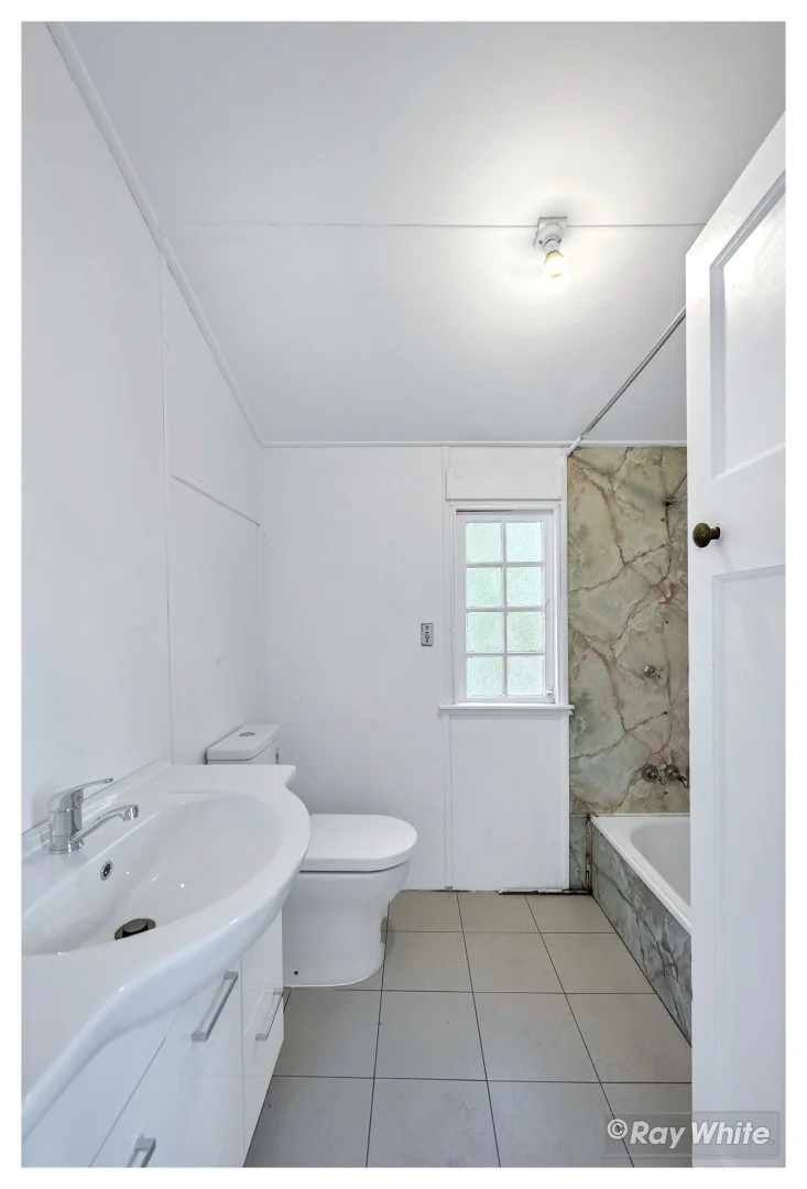 Additional image 18 of 4 Edgar Street, Park Avenue QLD 4701