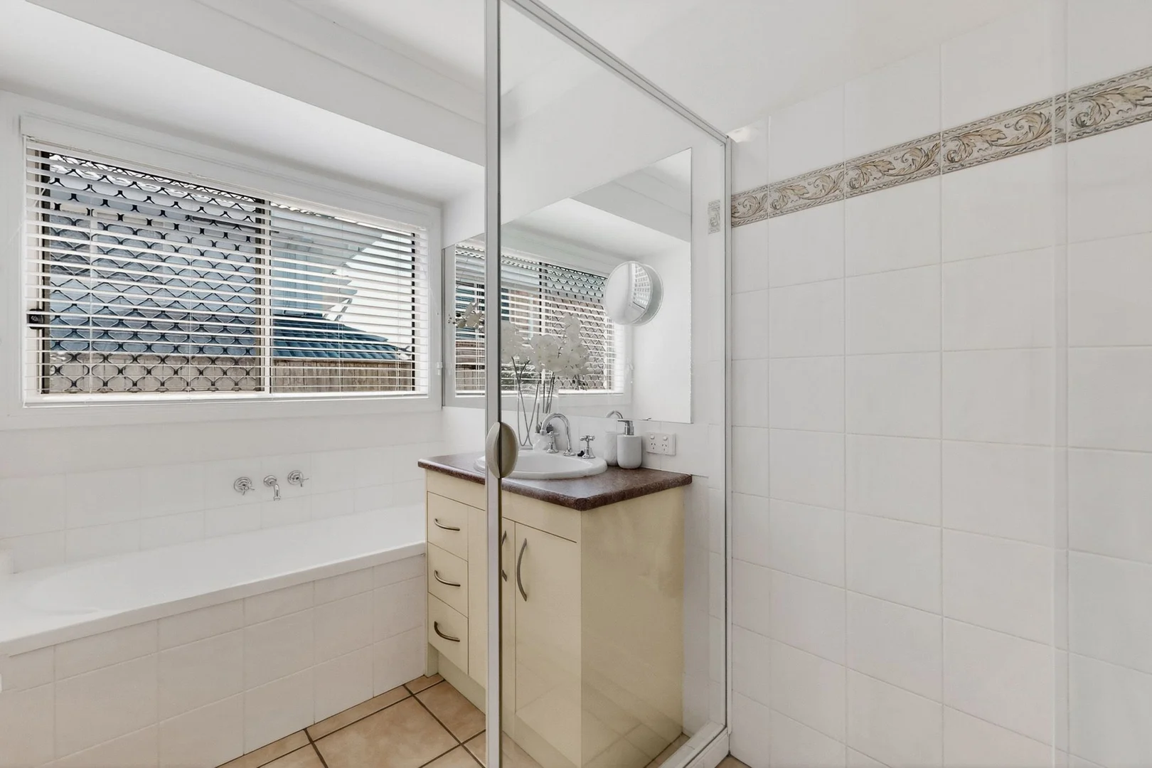 Additional image 11 of 8 Hampstead Outlook, Murrumba Downs QLD 4503