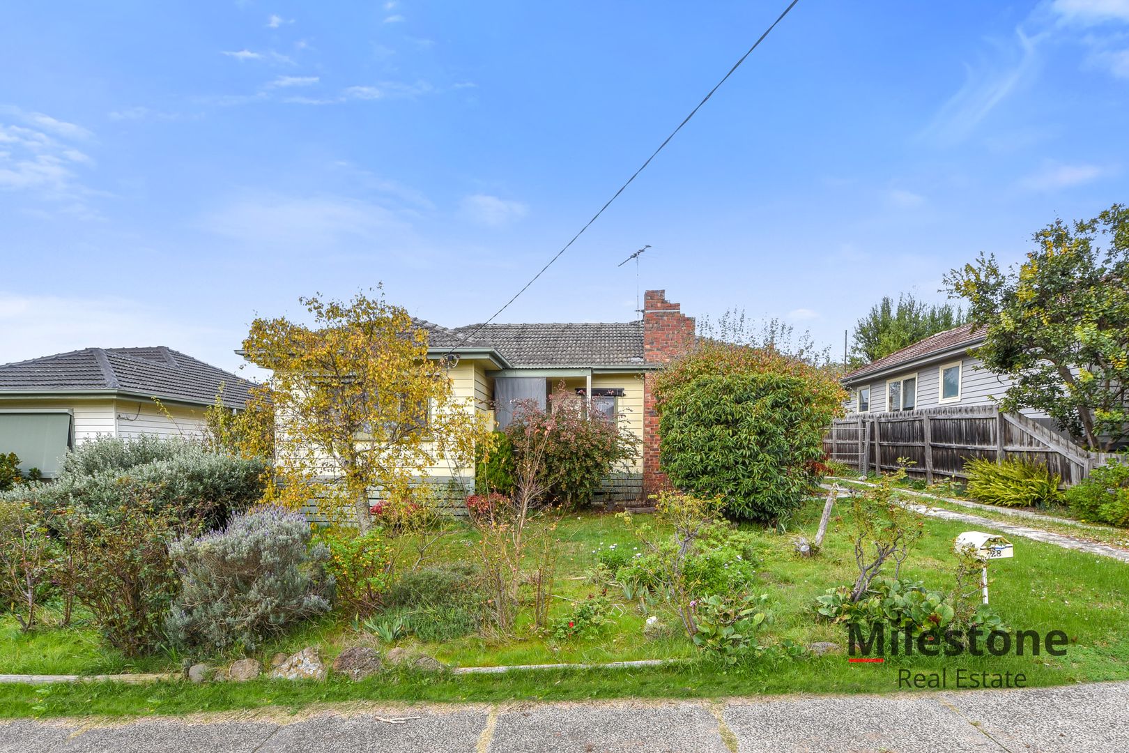 28 Carmichael Road, Oakleigh East VIC 3166, Image 2