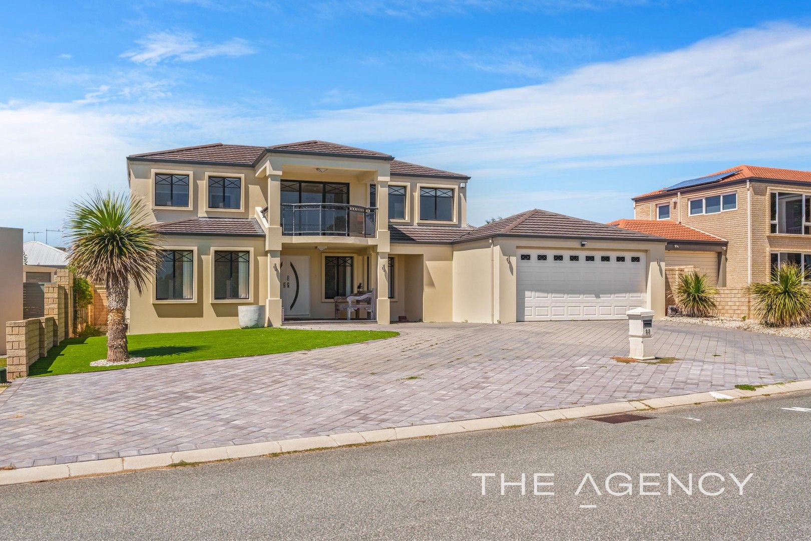 5 bedrooms House in 23 Long Beach Promenade MINDARIE WA, 6030