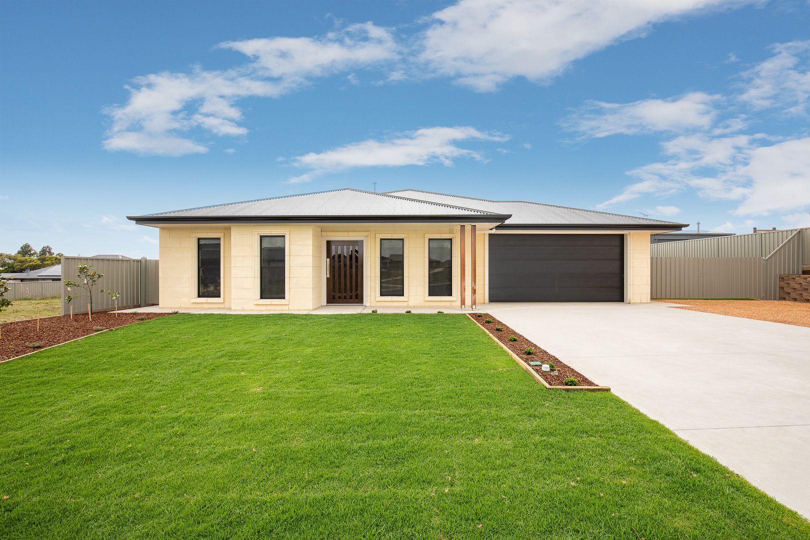 9 Carnoustie Court, Worrolon Property History & Address Research Domain