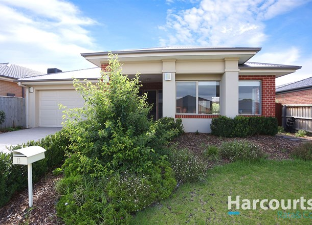 13 Dunraven Crescent, Doreen VIC 3754