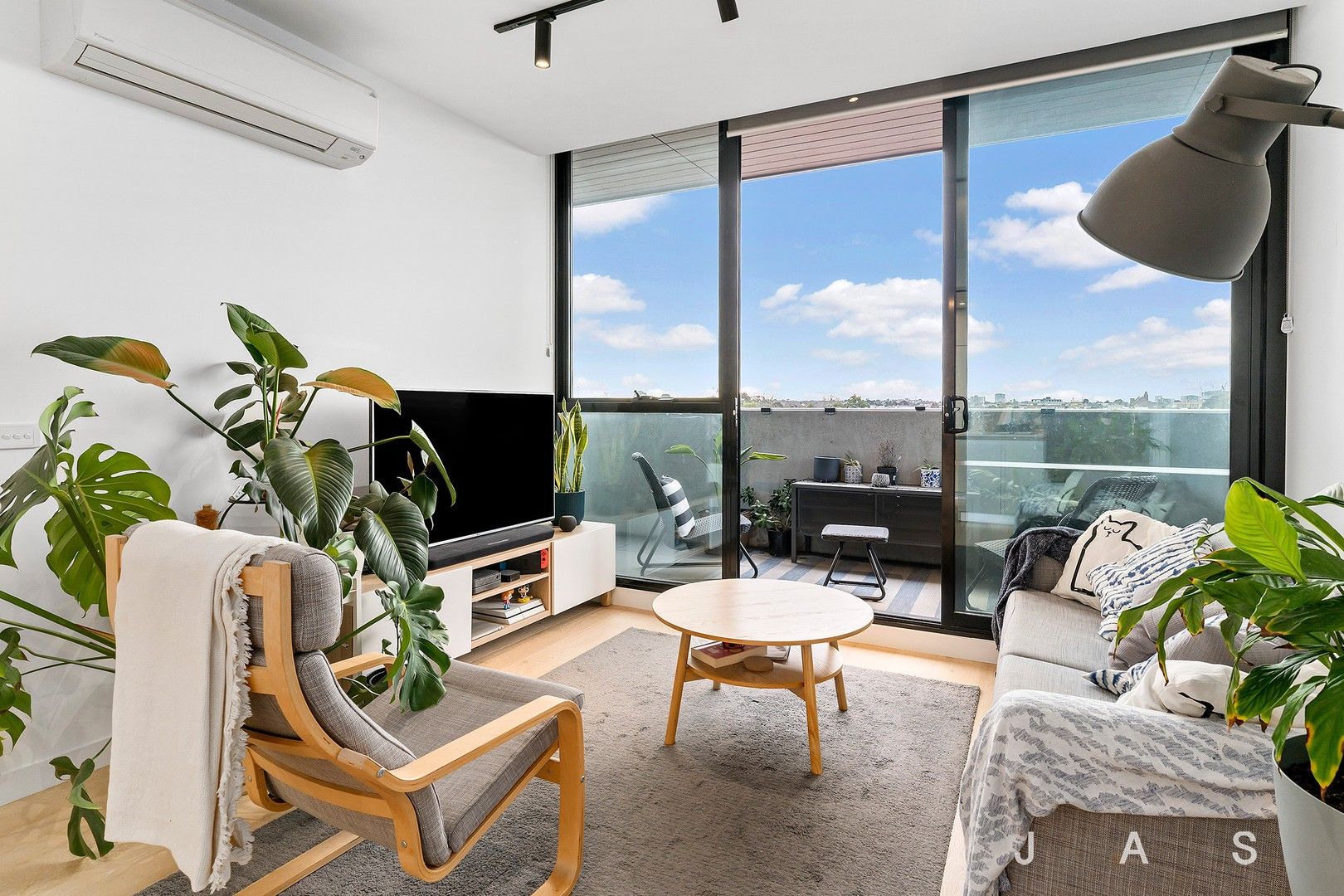2 bedrooms Apartment / Unit / Flat in 413/125 Francis Street YARRAVILLE VIC, 3013