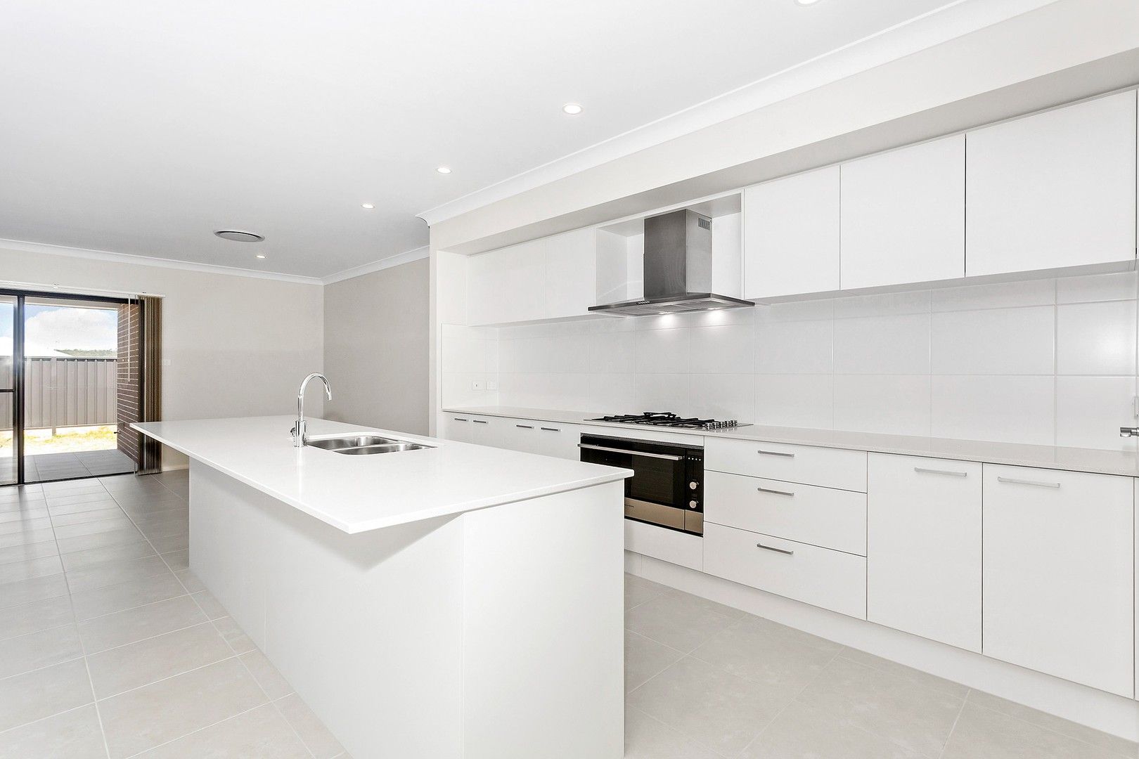 4 bedrooms House in 12 Quintero Close HEDDON GRETA NSW, 2321