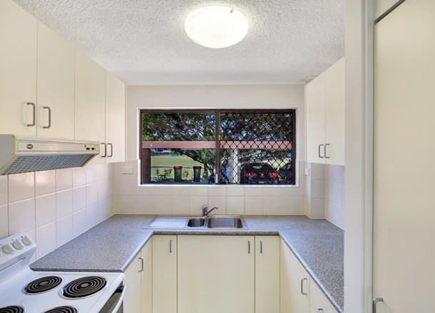 1/50 Oceanic Drive, Mermaid Waters QLD 4218