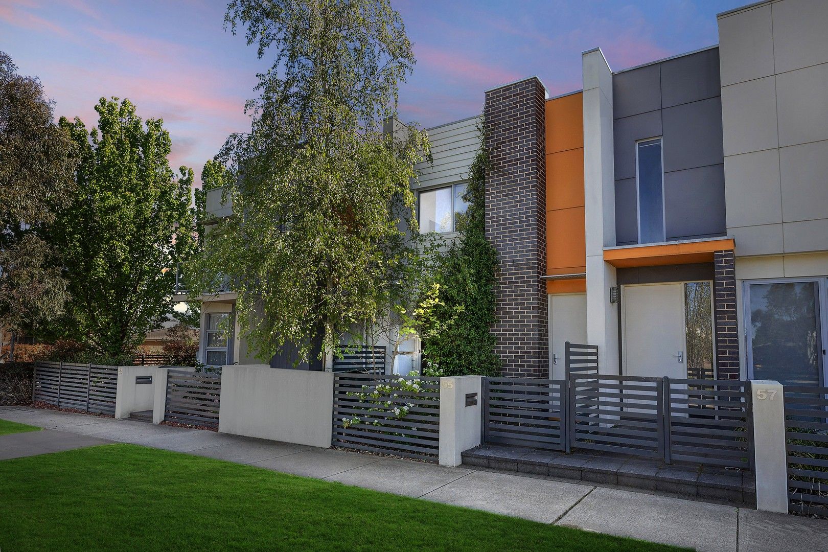 2 bedrooms House in 55 Stowport Avenue CRACE ACT, 2911