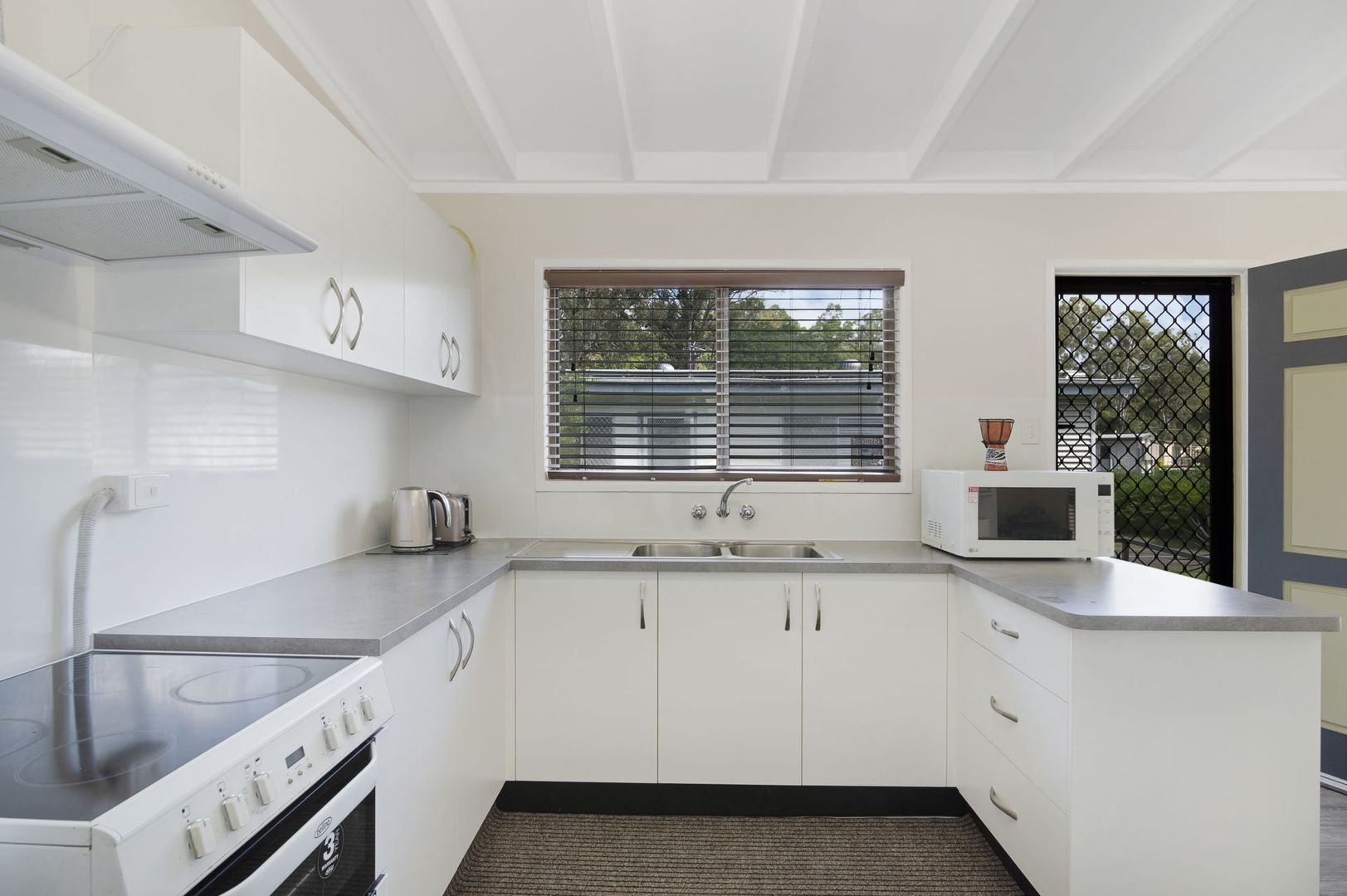 47 Nanbaree Drive, Bray Park QLD 4500, Image 2