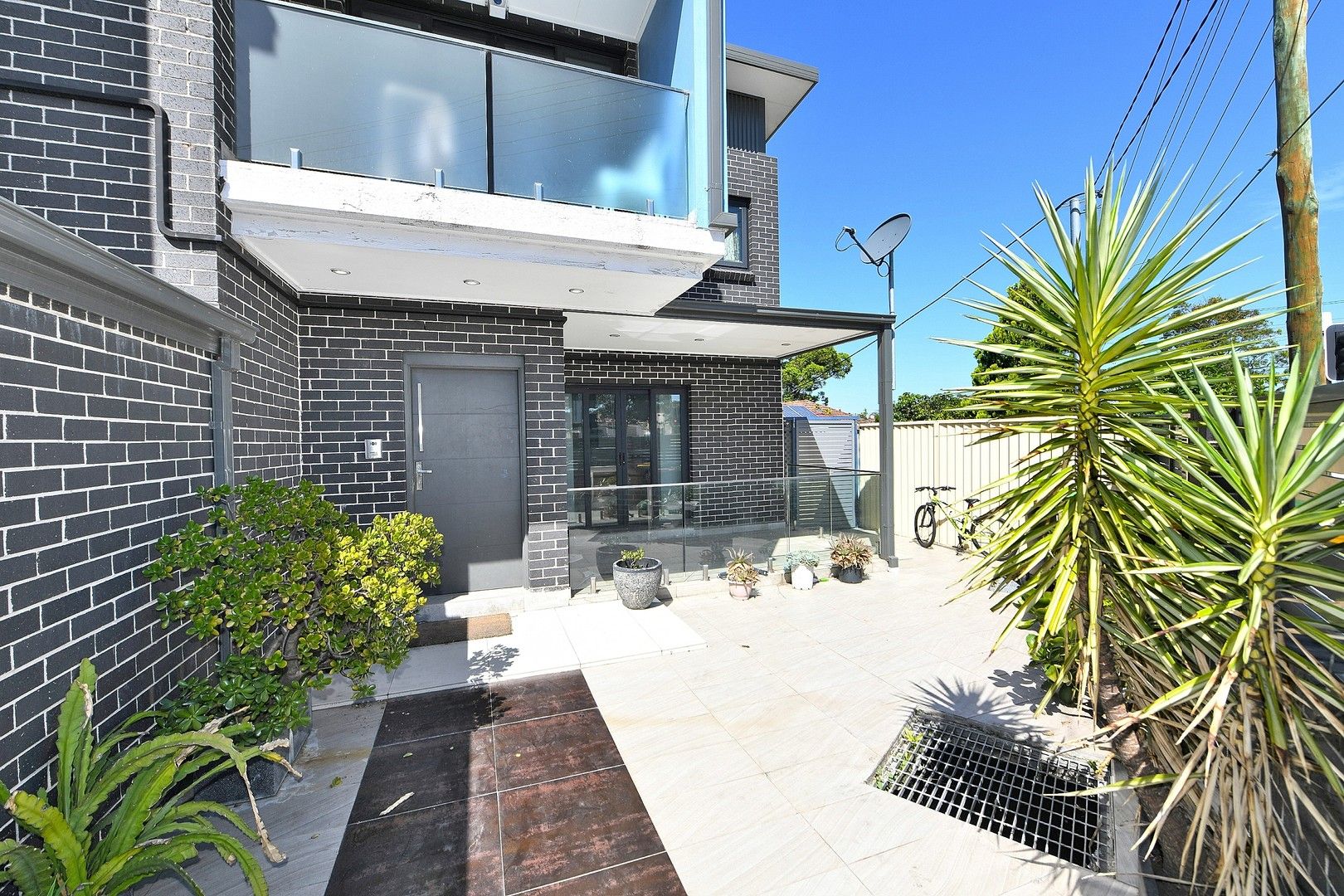 7/329 Roberts Road, Greenacre NSW 2190, Image 0