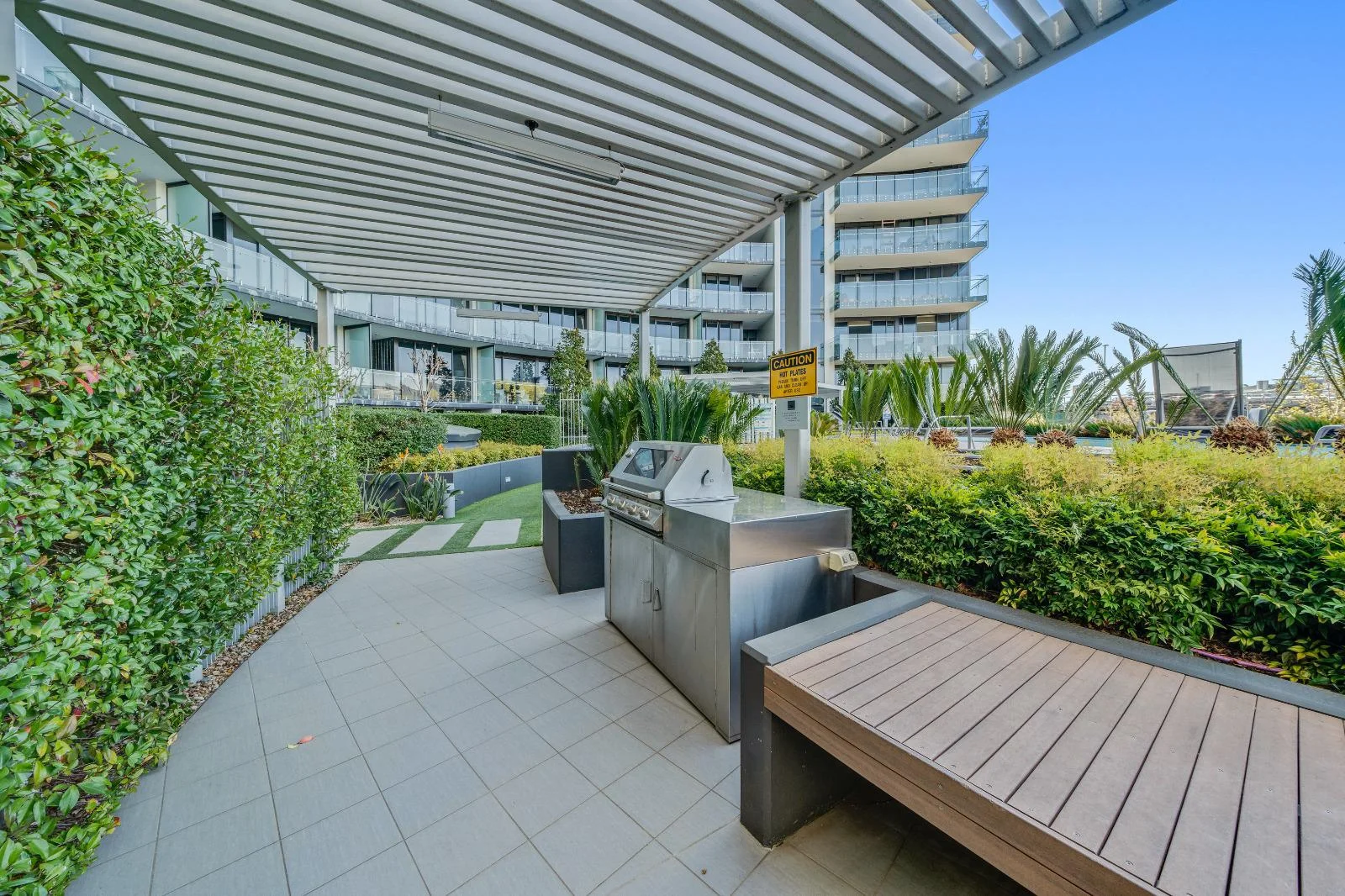 Additional image 19 of 424/240 Bunda, City ACT 2601