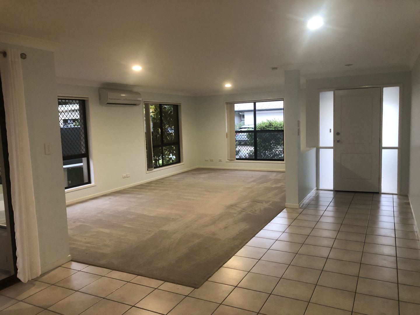 73 Seville Circuit, Burleigh Waters QLD 4220, Image 2