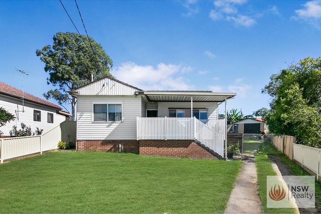 Picture of 28 Paul Crescent, SOUTH WENTWORTHVILLE NSW 2145
