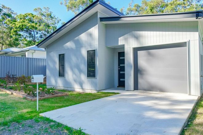 Picture of 10 Currong Street, RUSSELL ISLAND QLD 4184
