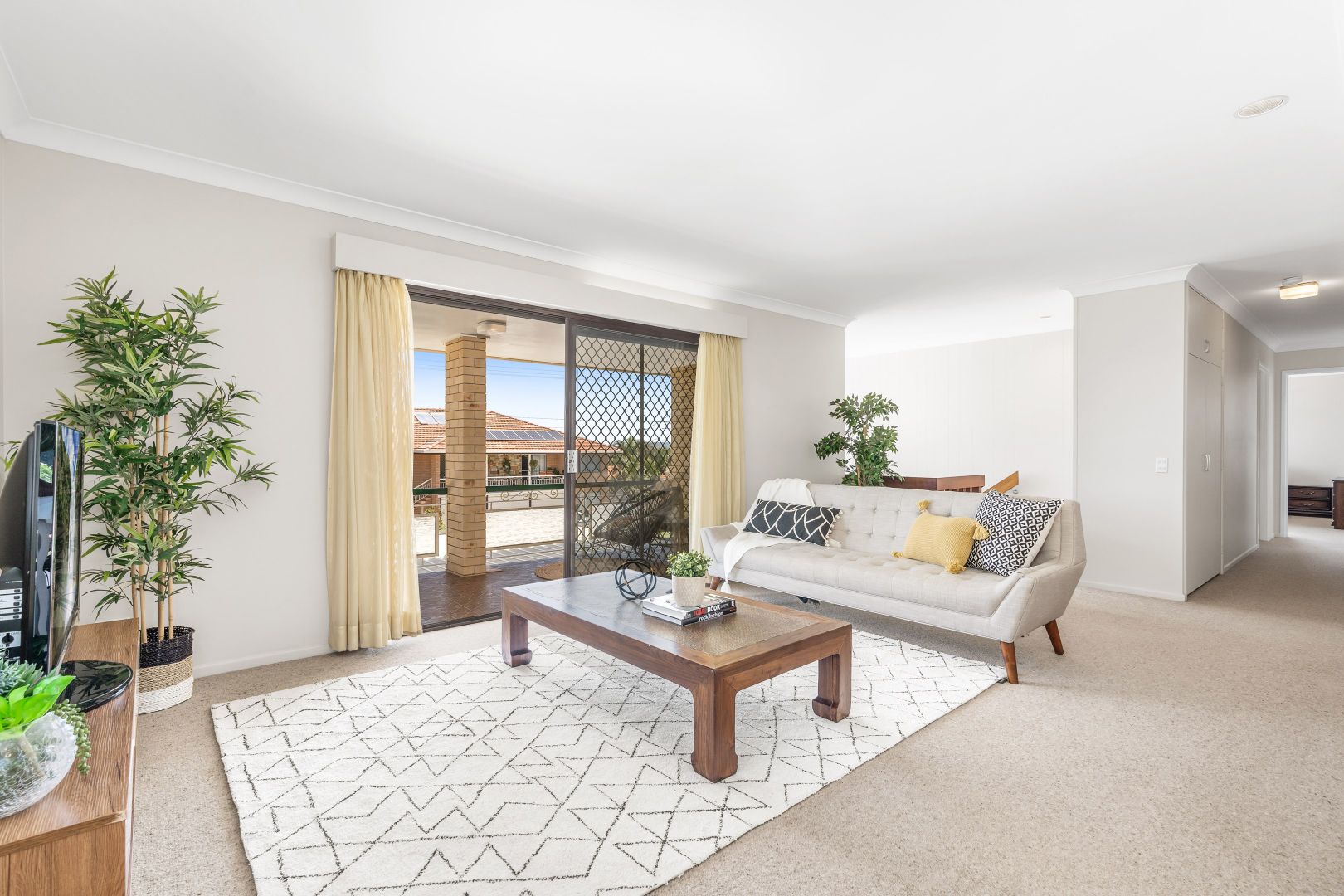 8 Ringara Street, Manly West QLD 4179, Image 1