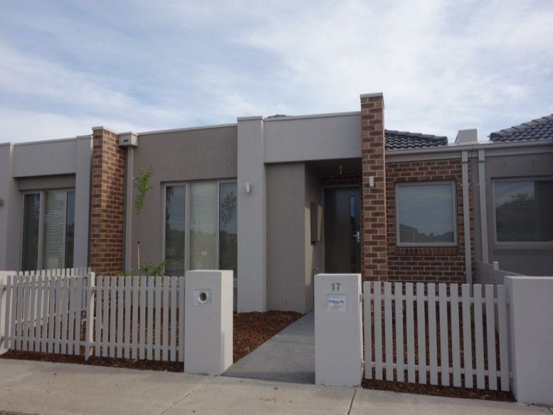 3 bedrooms House in 17 Passionfruit Crescent MERNDA VIC, 3754