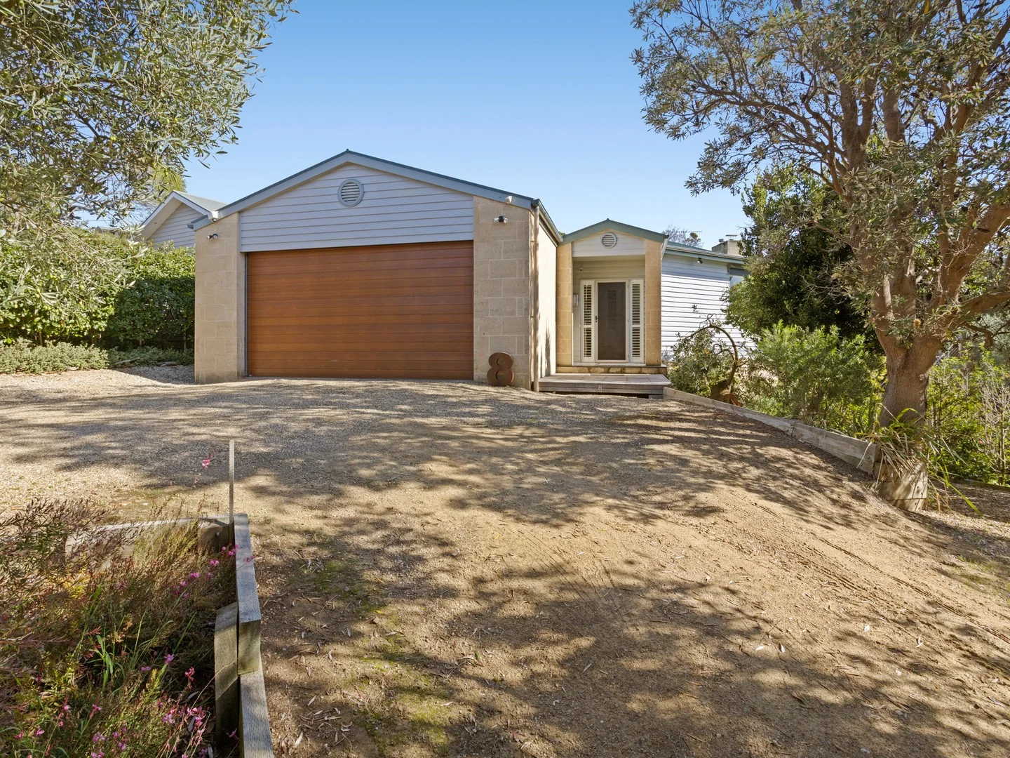 Primary image of 8 Brewster Road, Rye VIC 3941