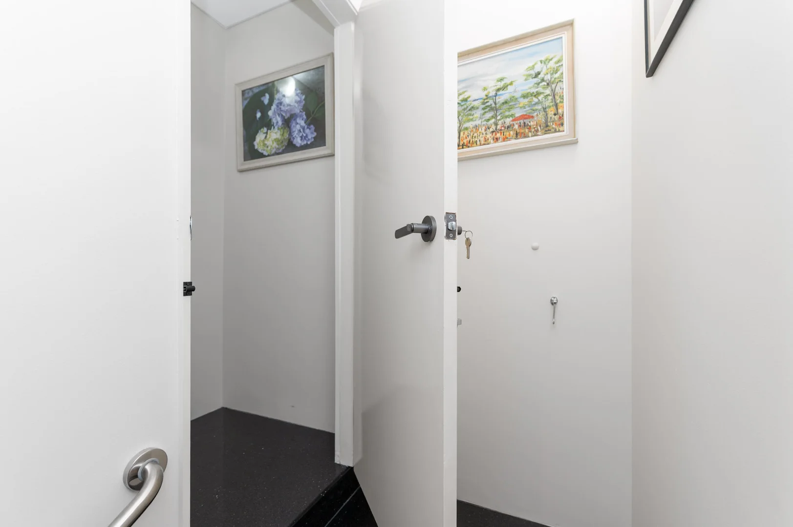 Additional image 9 of 20 Manning, Scarborough WA 6019