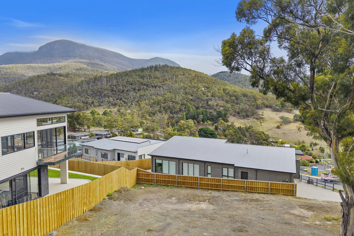 Additional image 4 of 34 Beaumont Road, Lenah Valley TAS 7008