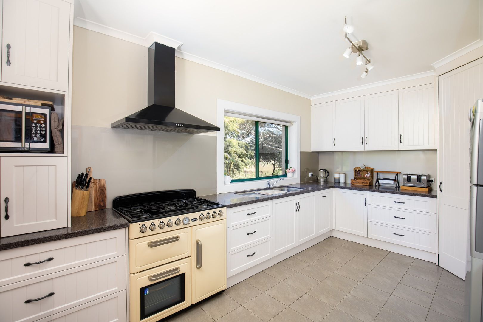 32884 Princes Highway, Burrungule SA 5291, Image 2