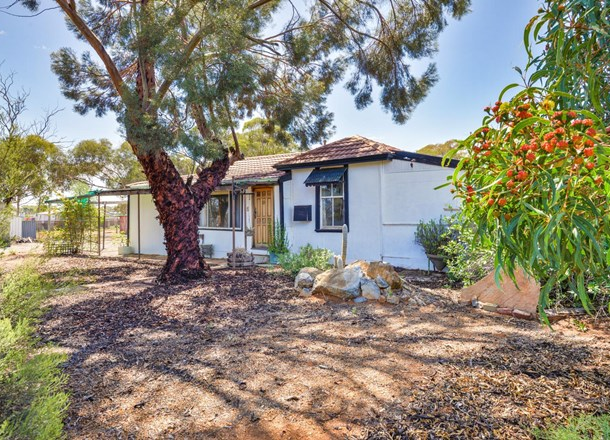 16 Simon Street, Norseman WA 6443