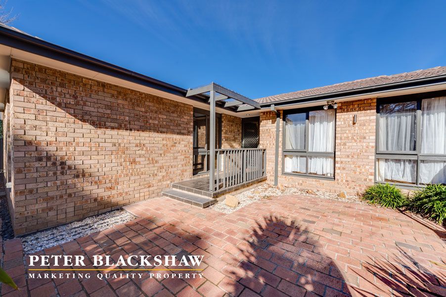 23 Coningham Street, Gowrie ACT 2904, Image 2