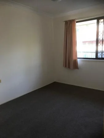 Additional image 7 of 2 Stonyfell Crt, Holland Park QLD 4121