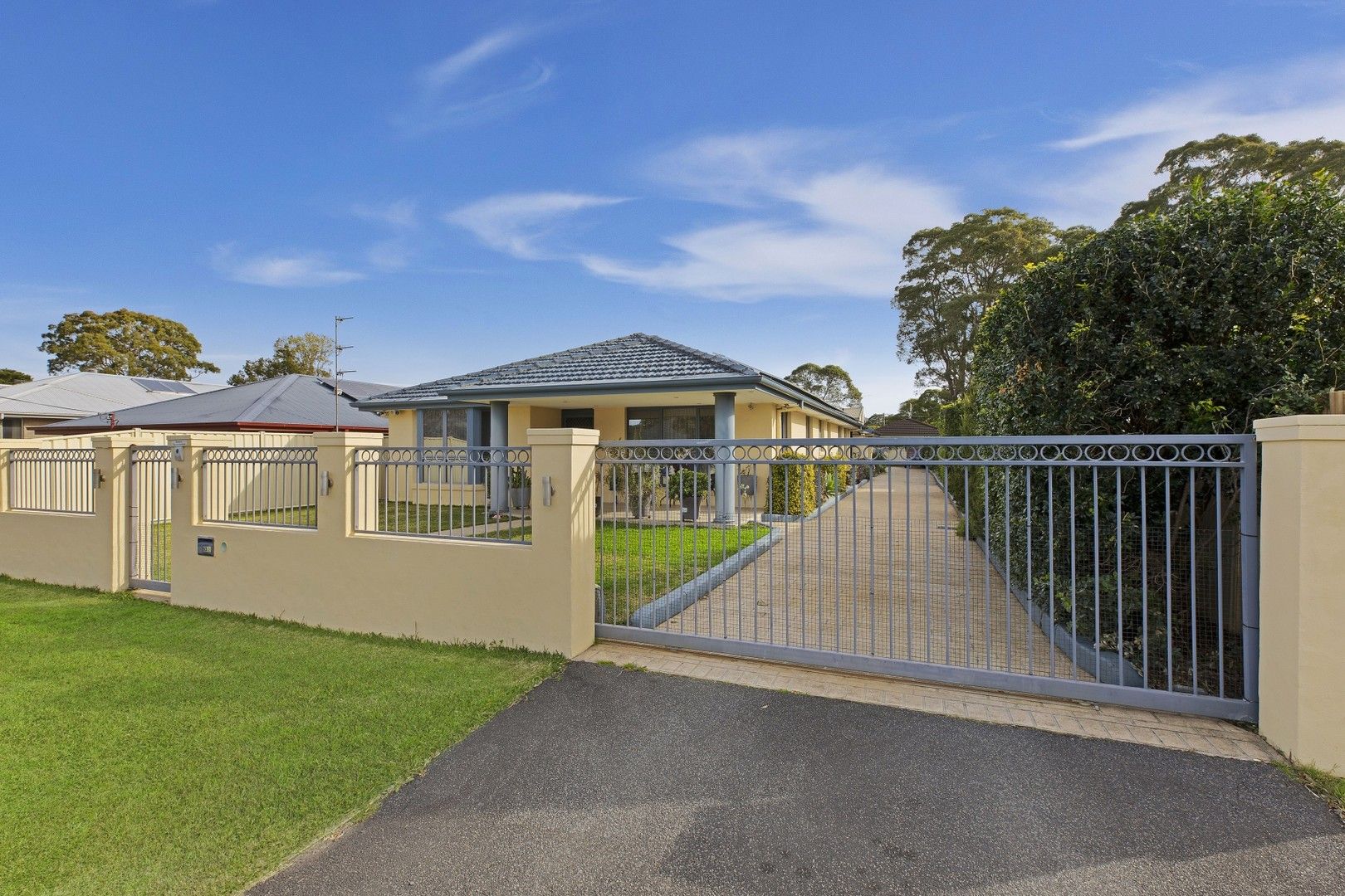 5 bedrooms House in 93 Moana Street WOY WOY NSW, 2256
