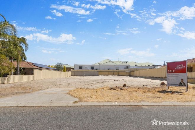 Picture of 17 Trafalgar Gardens, MARANGAROO WA 6064