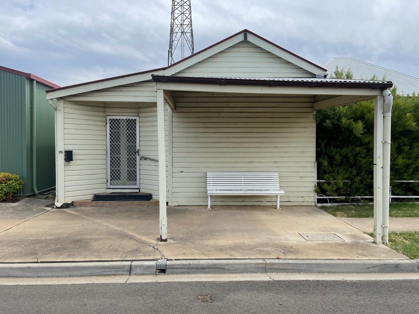 1A Cherry Street, Oakey QLD 4401 Apartment For Rent 250 Domain