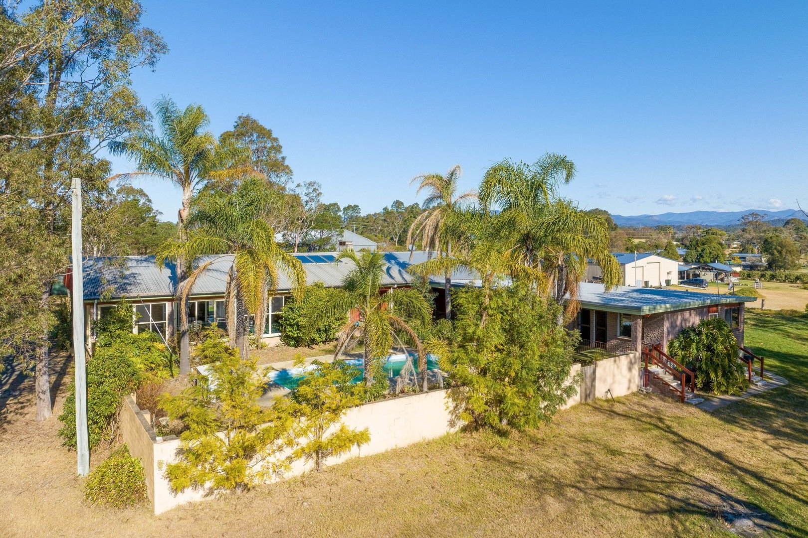 6 bedrooms House in 3 Glenduart Grove MORUYA NSW, 2537