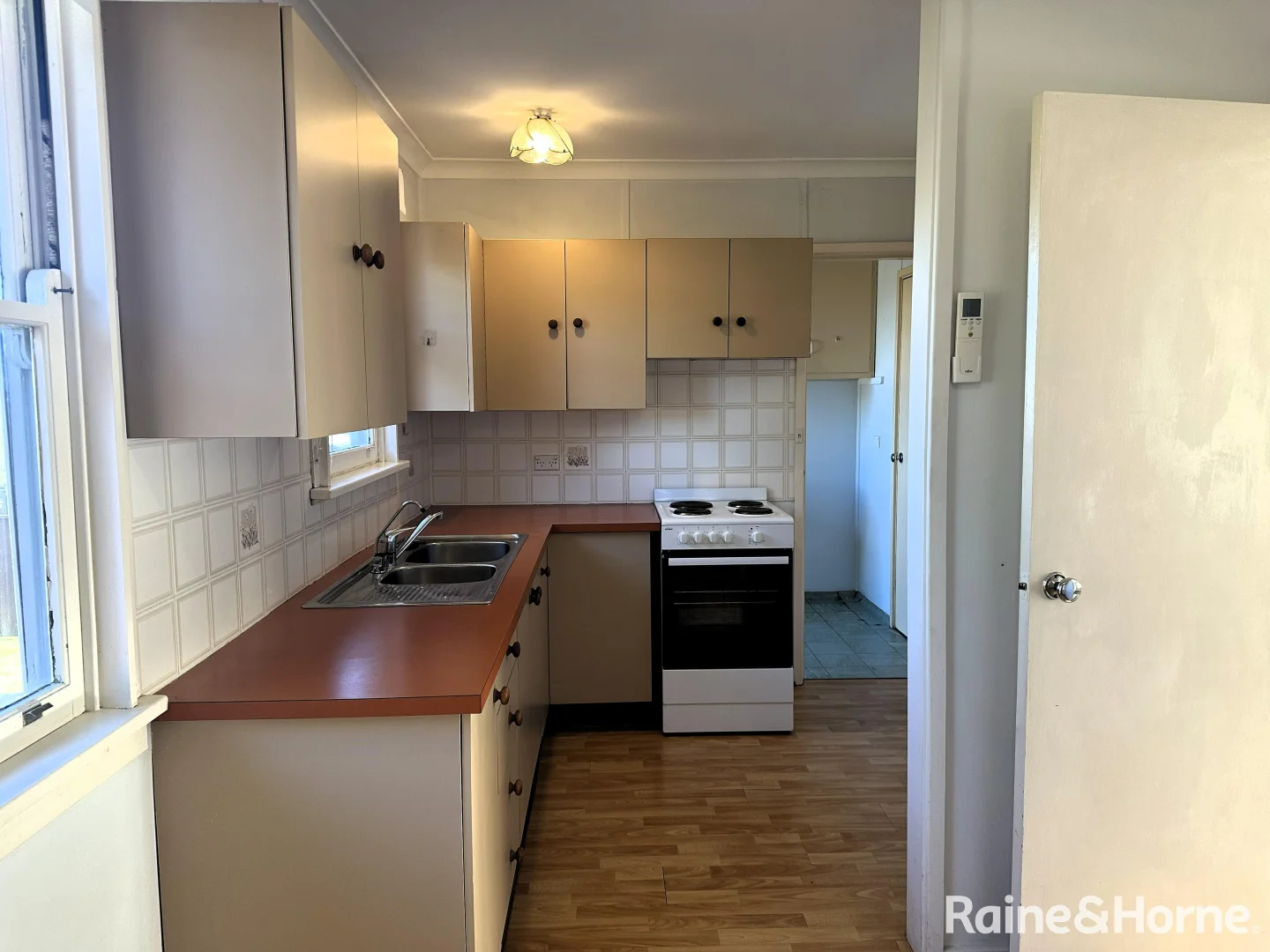 Additional image 5 of 60 Cadaga Road, Gateshead NSW 2290