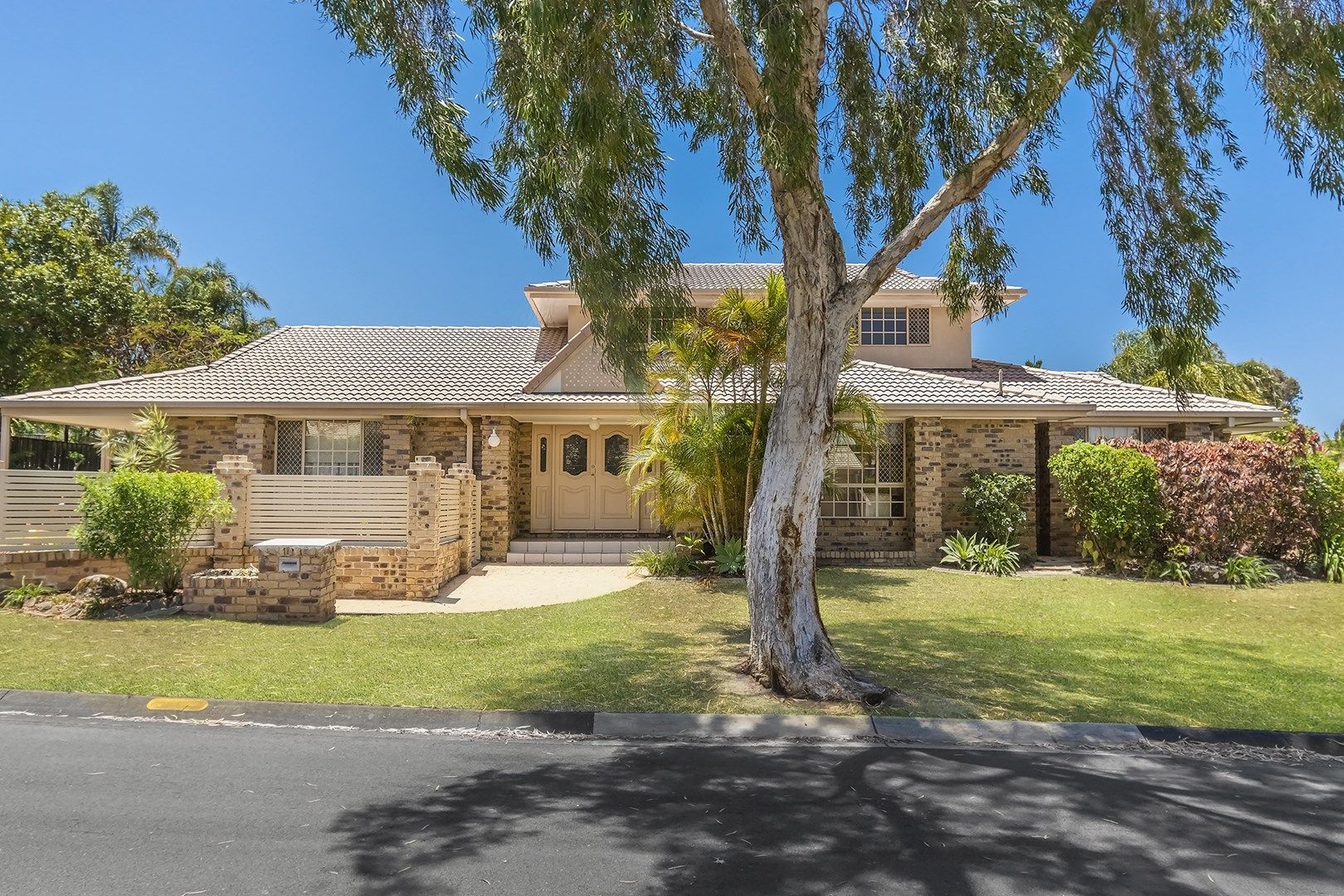 4 bedrooms House in 1 Doncaster Court ROBINA QLD, 4226