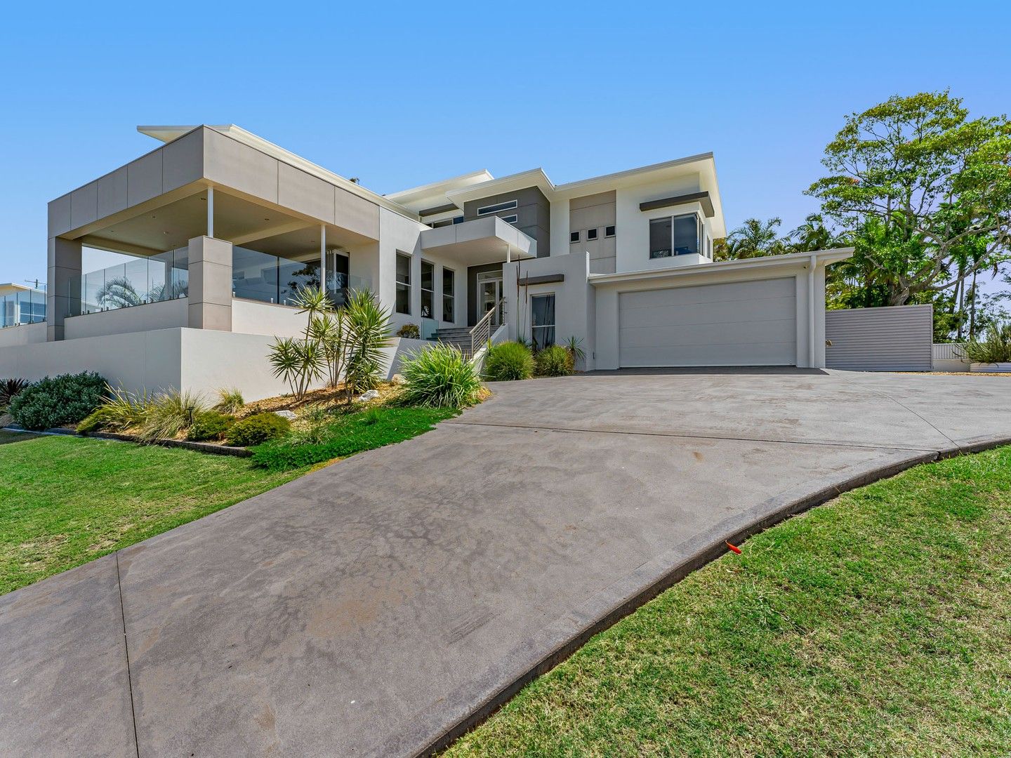 13 Coogera Court, Dundowran Beach QLD 4655, Image 0