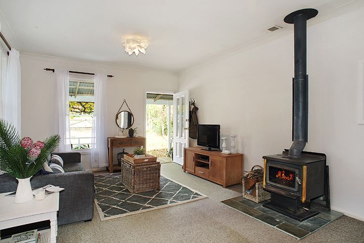 44  Sixth Ave, Katoomba NSW 2780, Image 2