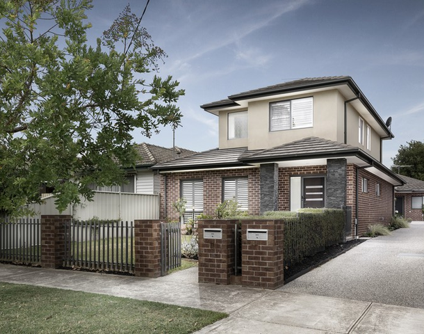 2/24 Clyde Street, Newport VIC 3015