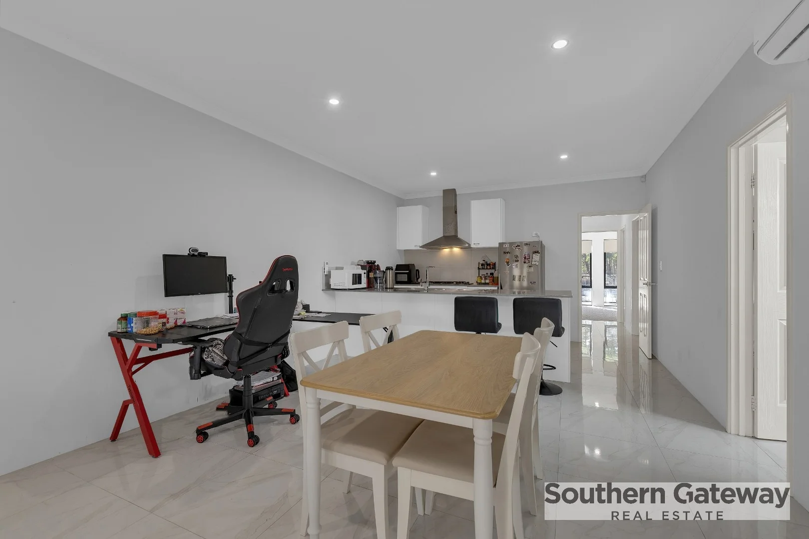 Additional image 7 of 82 Hawkeswood Boulevard, Kwinana Town Centre WA 6167