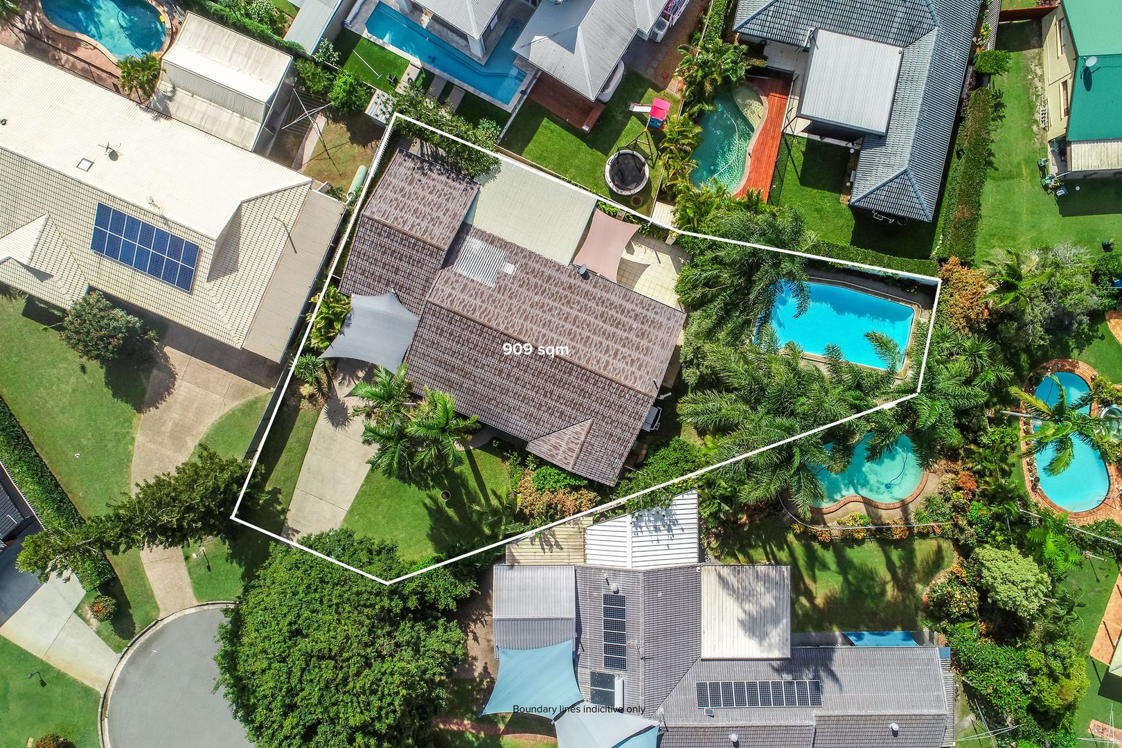 9 Celtis Court, Palm Beach QLD 4221