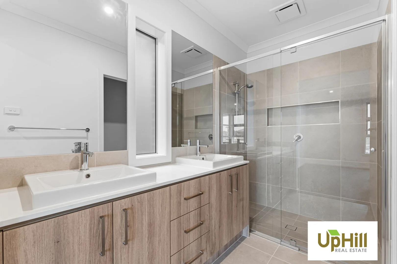 Additional image 12 of 27 Monocot Avenue, Clyde North VIC 3978