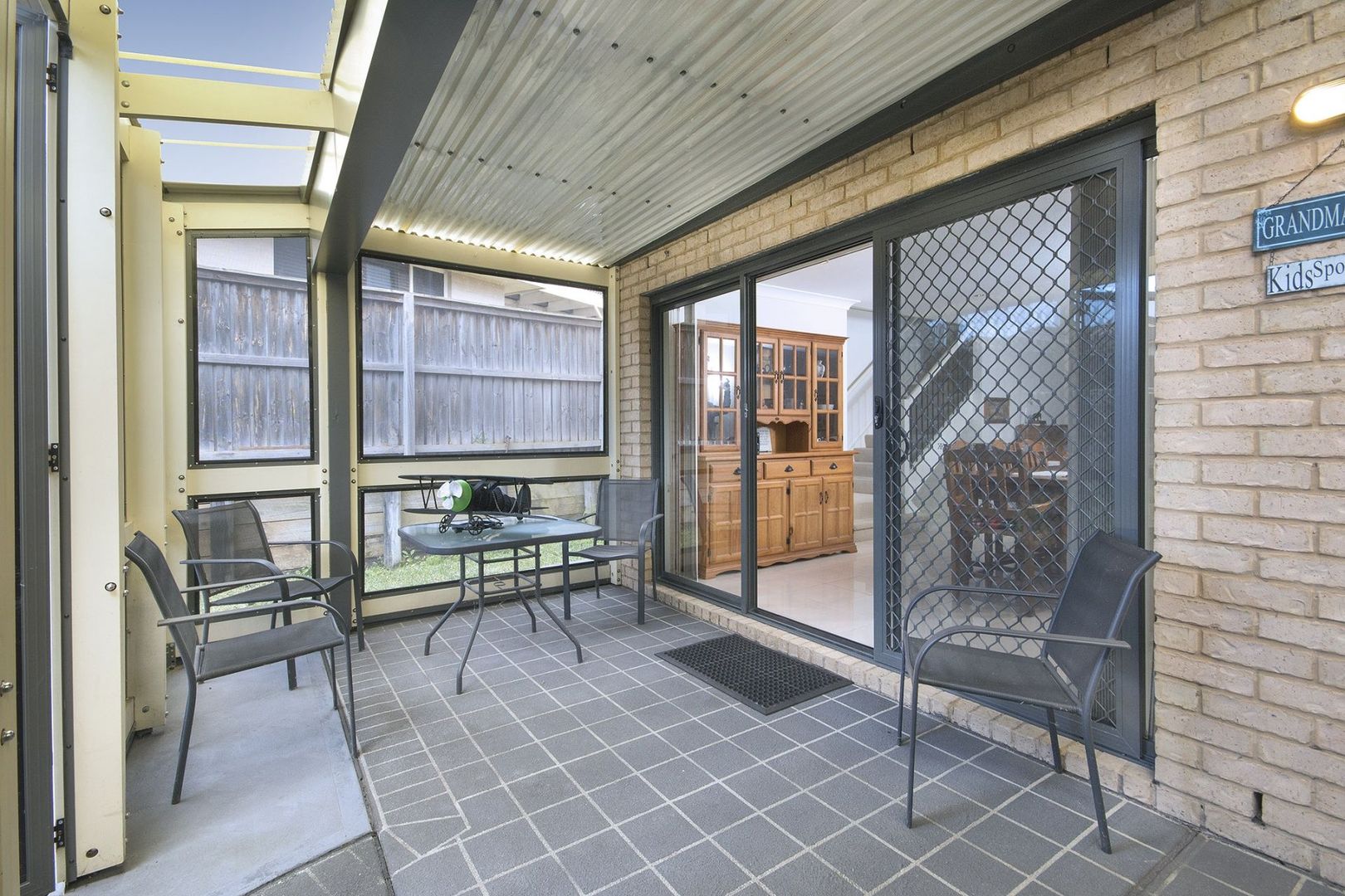 8 Deakin Close, Maryland NSW 2287, Image 1