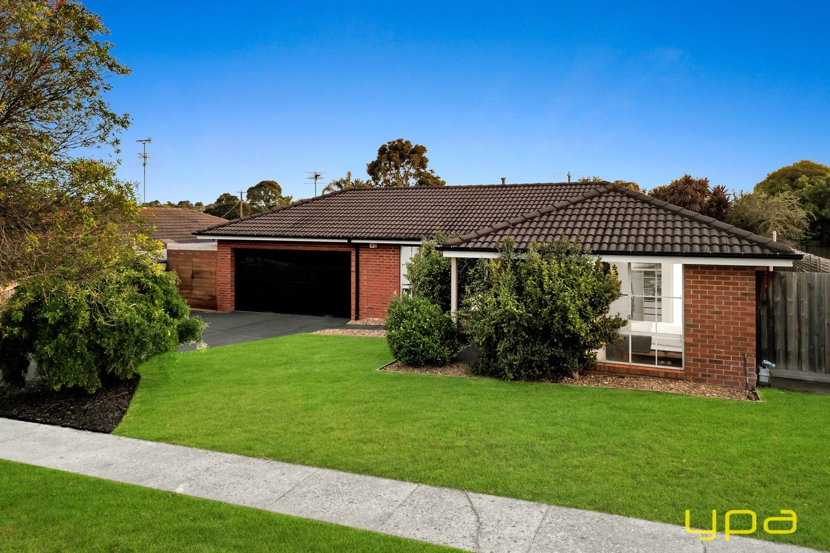 7 Montclaire Court, Pakenham VIC 3810, Image 0