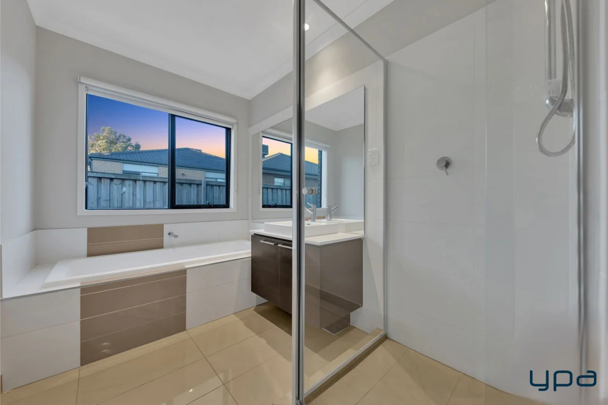 Additional image 8 of 40 Fairhall Avenue, Werribee VIC 3030