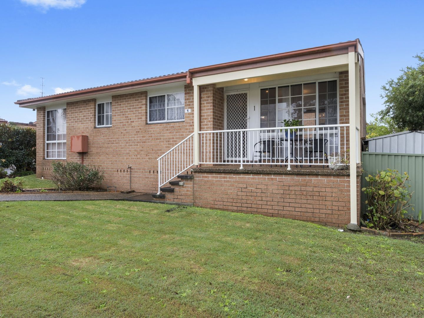 2 bedrooms House in 1/1 Dan Close GOROKAN NSW, 2263