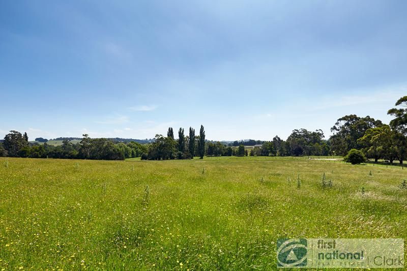 89 Rhodes Road, DARNUM VIC 3822, Image 2