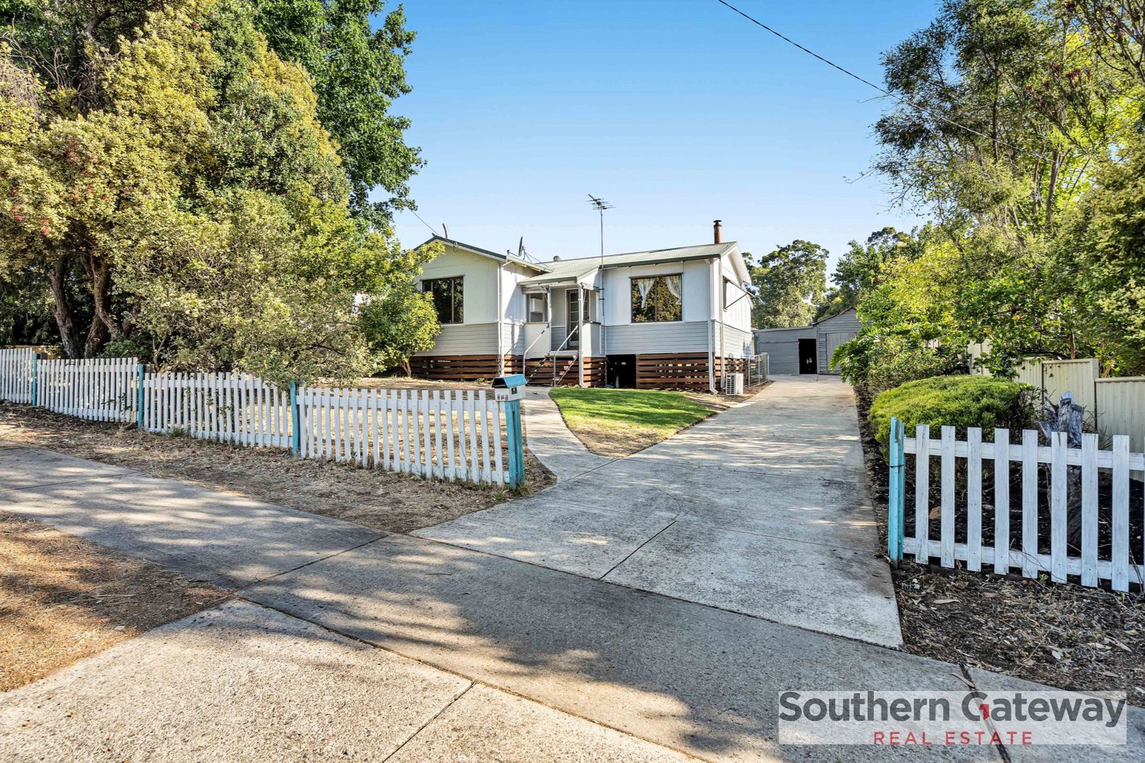 728 Jarrahdale Road, Jarrahdale WA 6124, Image 2